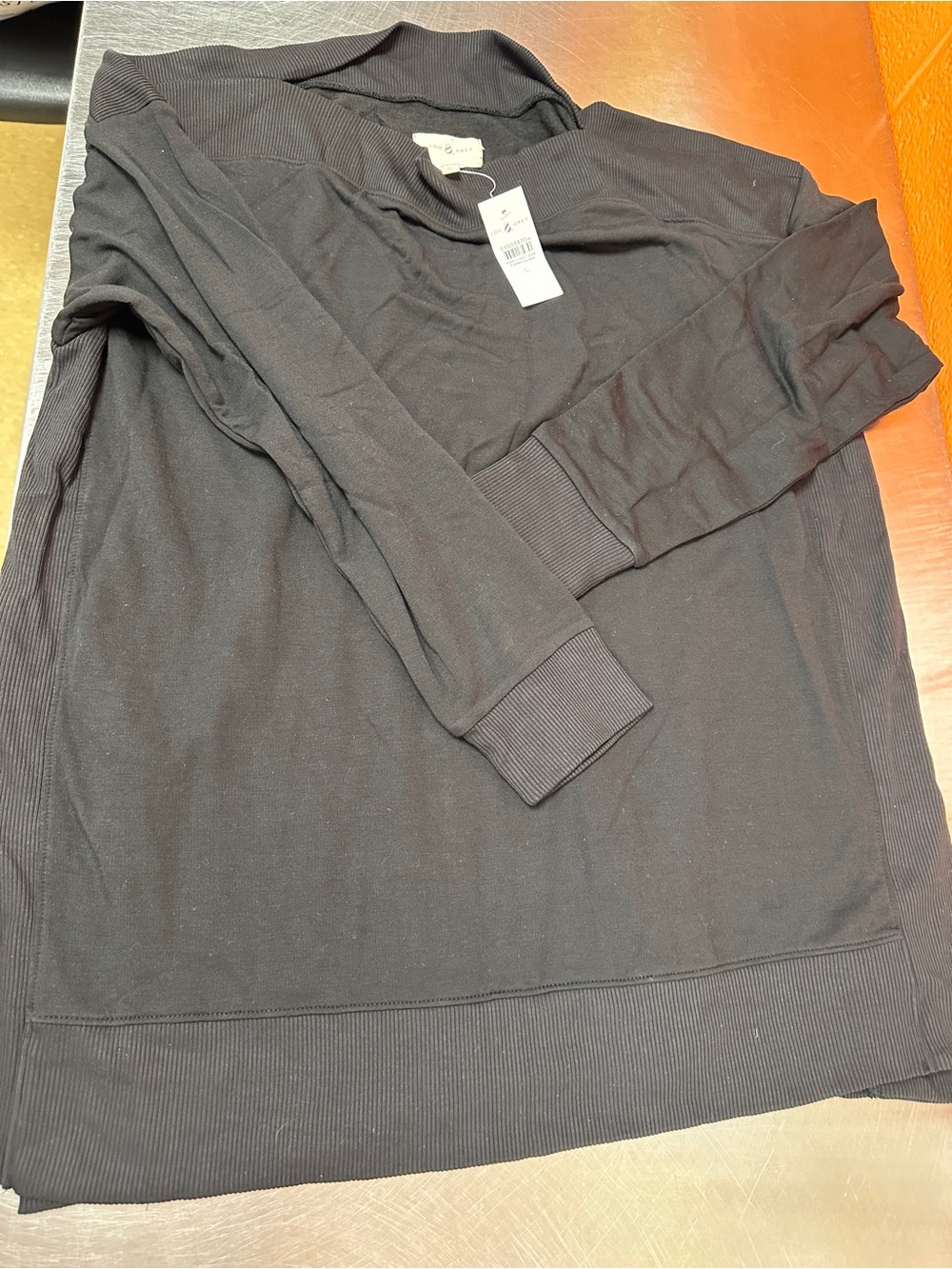 NWT LOU & GREY SOLID BLACK BOAT NECK 3/4 SLEEVE SWEATER. SIZE LARGE